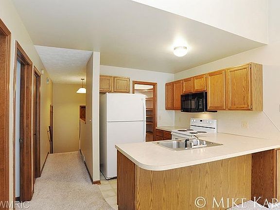 5th image of 2694 Stonegate Dr SW