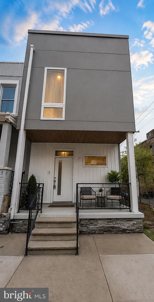 Building Photo - 3048 Redner St