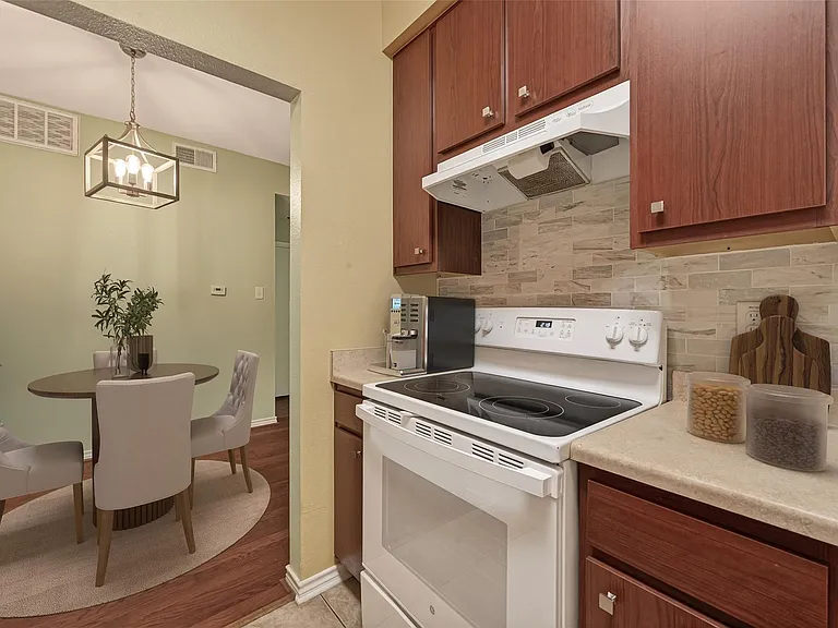 10053 Westpark Dr #289 — Photo 10