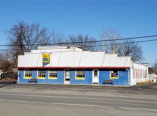 841 S Gardner St, Scottsburg, IN 47170
