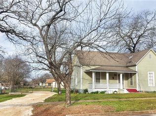 412 S 7th St, Gatesville, TX 76528