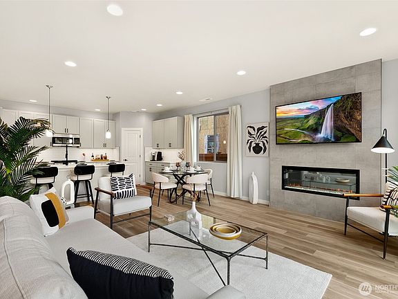 6th image of this home