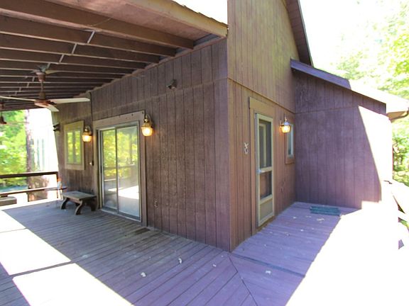 5th image of 144 Red Hill Ln