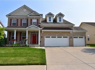 6115 Golden Eagle Dr, Zionsville, IN 46077