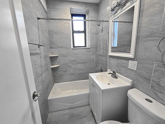 2nd image of 3083 29th St APT A3