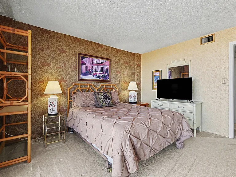 2100 N Atlantic Ave #1006 — Photo 17