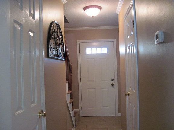 3rd image of 2442 Riverlook Dr