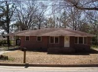 15 Reese St, Elberton, GA 30635