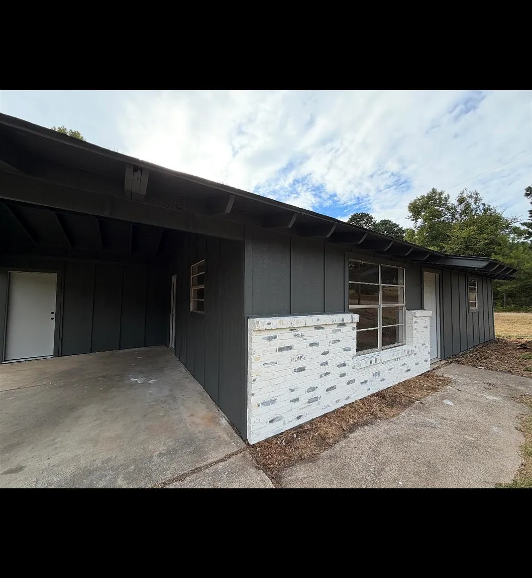 2 bed, 1.0 bath, 816 sqft, $1,250 — Photo 4