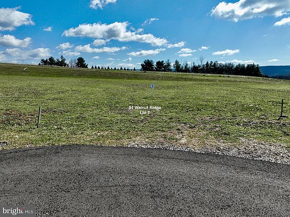 3rd image of 94 Walnut Rdg