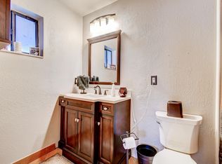 9933 NW 52nd St, Sunrise, FL 33351