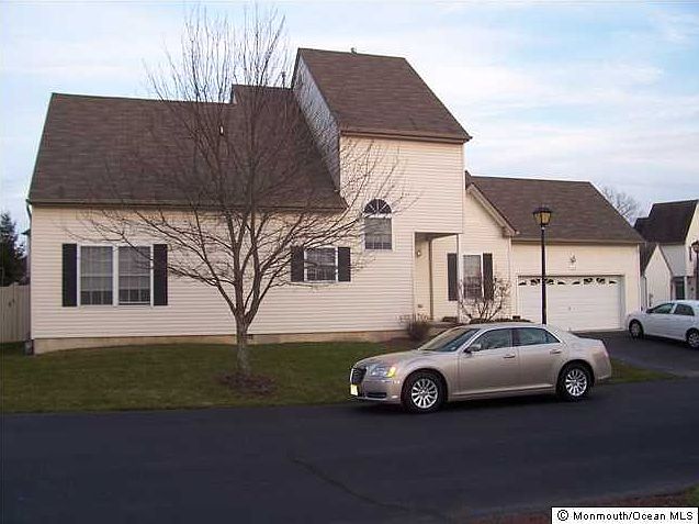 1st image of 126 Golf View Blvd