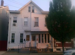 17 Morris Ave, Trenton, NJ 08611