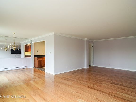 4th image of 2630 E Bel Aire Dr APT 303