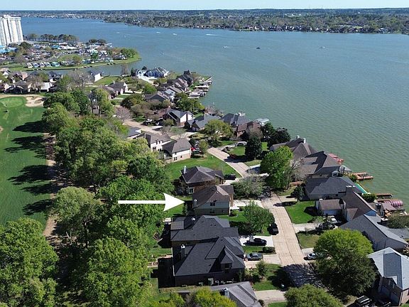 3rd image of 80 La Costa Dr