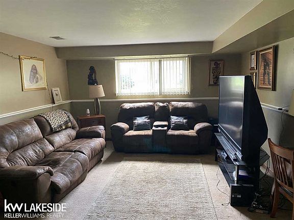 4th image of 36254 Jared Dr