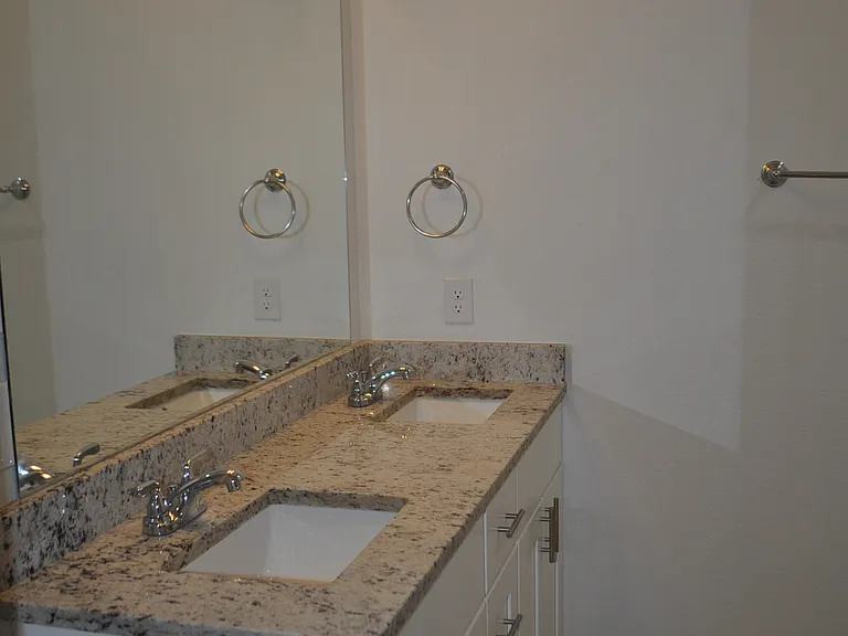 2344 Murphy Ct — Photo 16