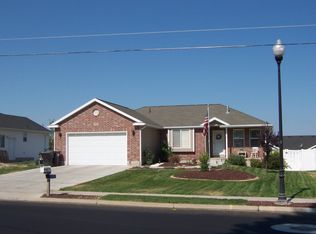 1441 N 1000 W, Clinton, UT 84015