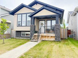 14 NW Village Cres, Red Deer, AB T4R0P3