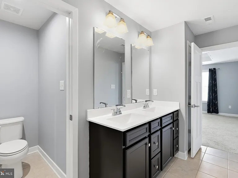 529 Swansea Dr — Photo 26