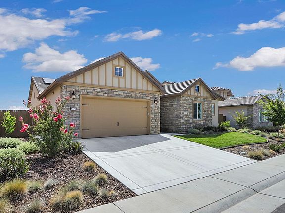 3rd image of 5821 Tuckeroo Way