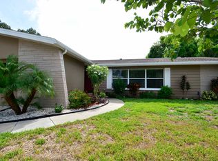 1319 Summerlin Dr, Clearwater, FL 33764