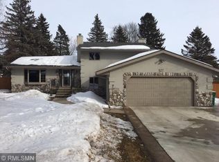 827 S Miller Ave, Litchfield, MN 55355