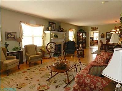 3rd image of 4667 Oak Lane Ct