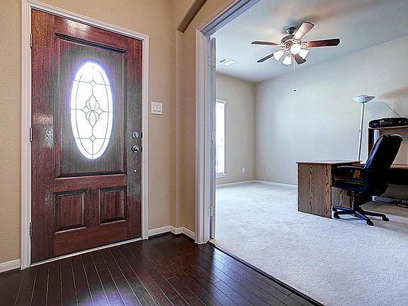 4th image of 2704 Autumn Falls Dr