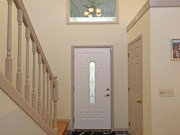 4th image of 1311 Maple Knoll Ct