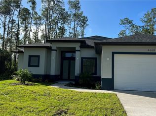 4668 4th Ave NE, Naples, FL 34120