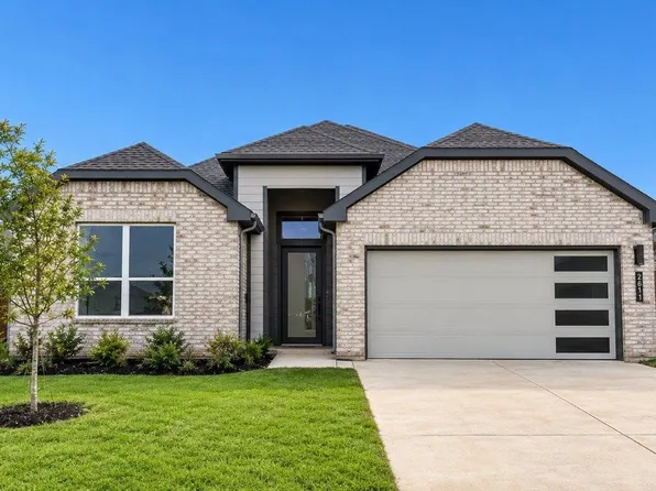 2611 Flycatcher Dr, Denton, TX 76205
