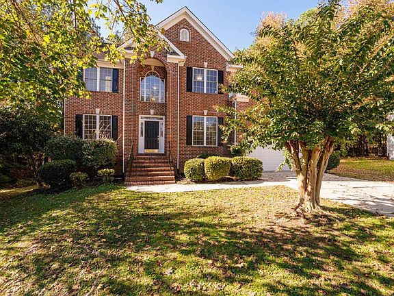 2nd image of 119 Camille Ct