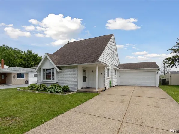 35728 Dunston Dr, Sterling Heights, MI 48310