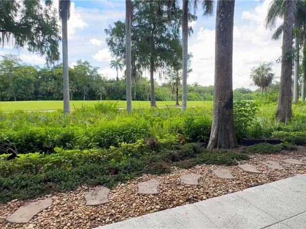 103 Clubhouse DR #152, NAPLES, FL 34105
