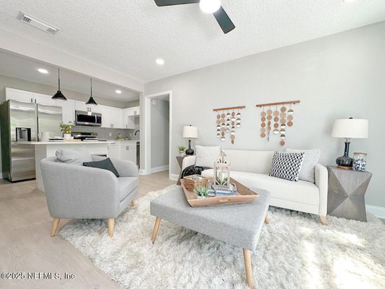 2955 ALONSO Road, Jacksonville, FL 32216