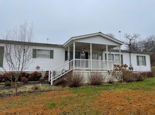 635 E Garden Farm Rd, Rossville, GA 30741