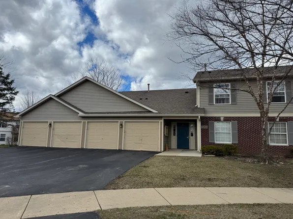 1244 N Red Oak Cir Unit 3, Round Lake Beach, IL 60073
