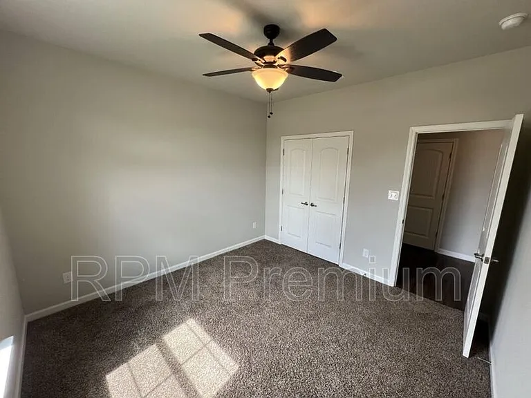 2123 Westfield Ave — Photo 21