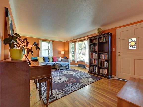 5th image of 579 Huntmere Dr