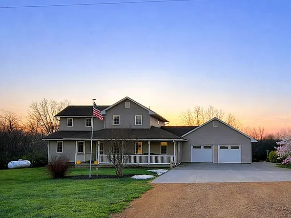 11252 435th Ave, Bellevue, IA 52031