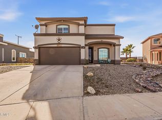 821 Desert Bush Dr, Horizon City, TX 79928