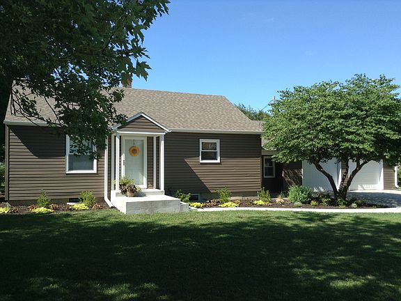 2nd image of 1721 E Birch