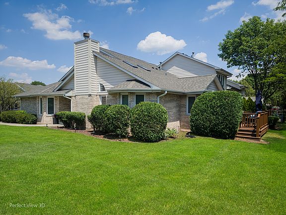 4th image of 16045 Boardwalk Ln