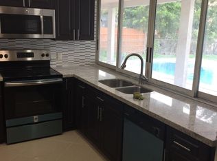 10341 NW 24th Ct, Fort Lauderdale, FL 33322