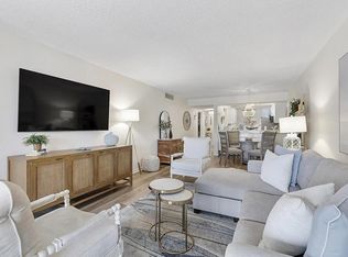 5722 Coral Lake Drive #210, Margate, FL 33063