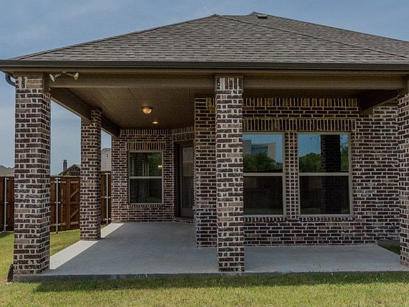 4th image of 2108 Grafton Ln