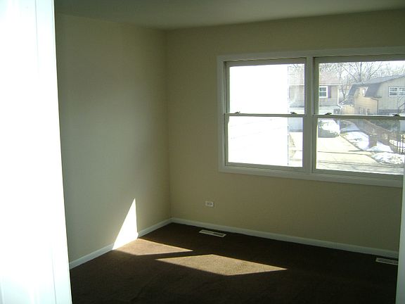 2nd image of 21548 Peterson Ave