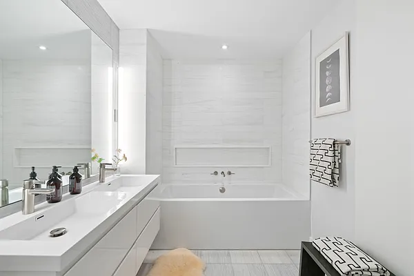 Sold by Nest Seekers International | media 11