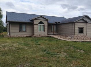 1298 Upland Ln, Van Meter, IA 50261